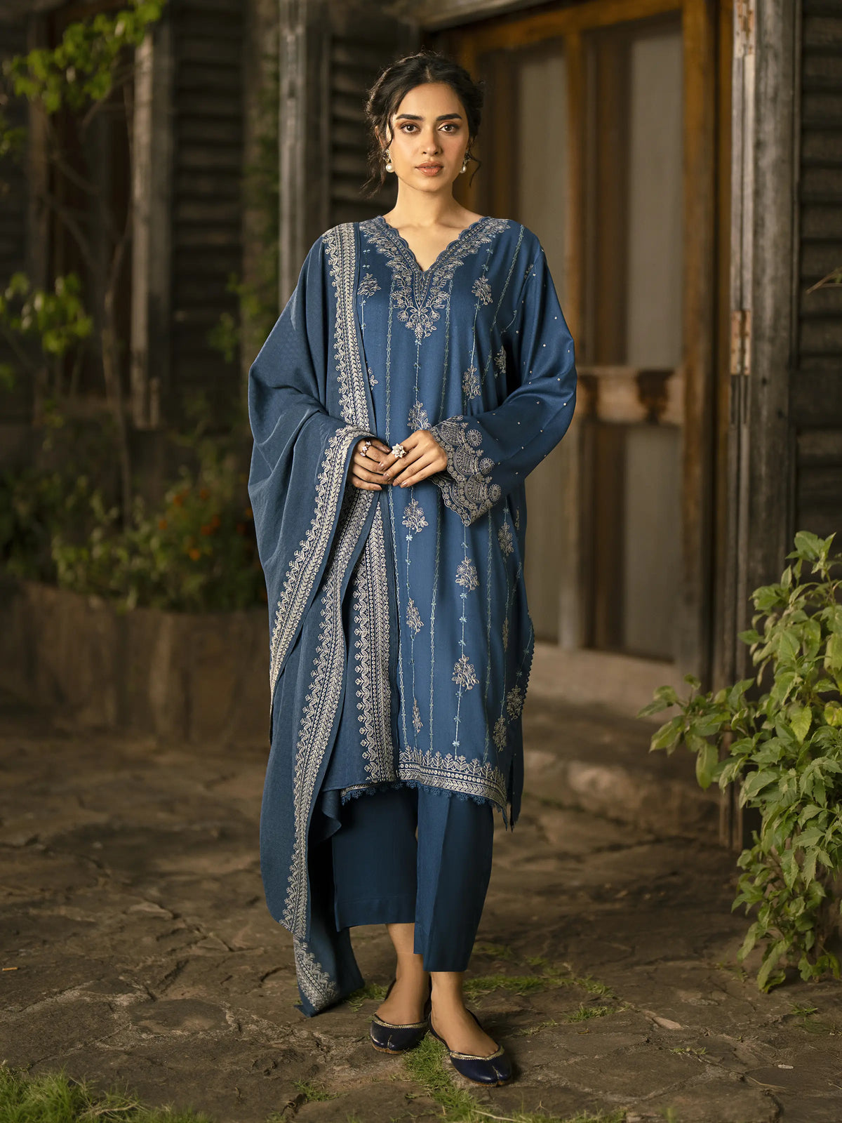 EDENROBE-30205-Unstitched Ocean Blue Embroidered Marina Twill 3 Piece -
