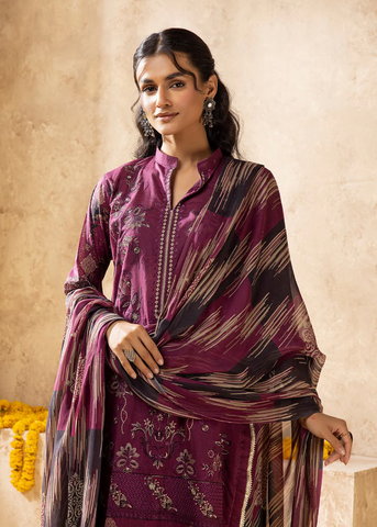 HOORAIN LAWN DIGITAL PRINT EMBROIDERED D-609