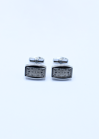 CUFFLINKS-F04