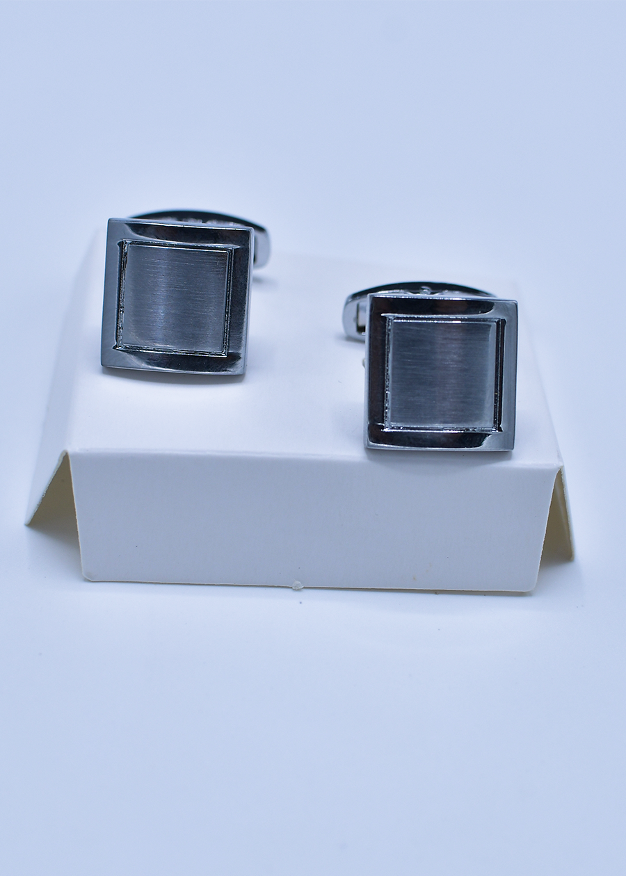 CUFFLINKS-G16