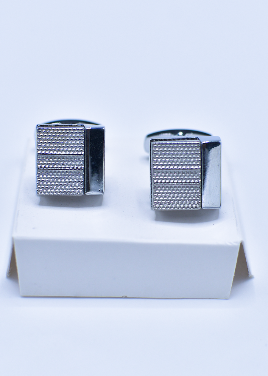 CUFFLINKS-J23