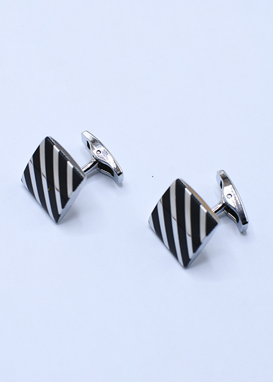 CUFFLINKS-K04