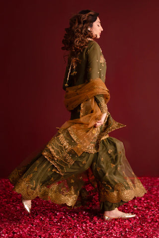 NOORESHA LUXURY FORMAL BY EMAN ADEEL -SUNOORA