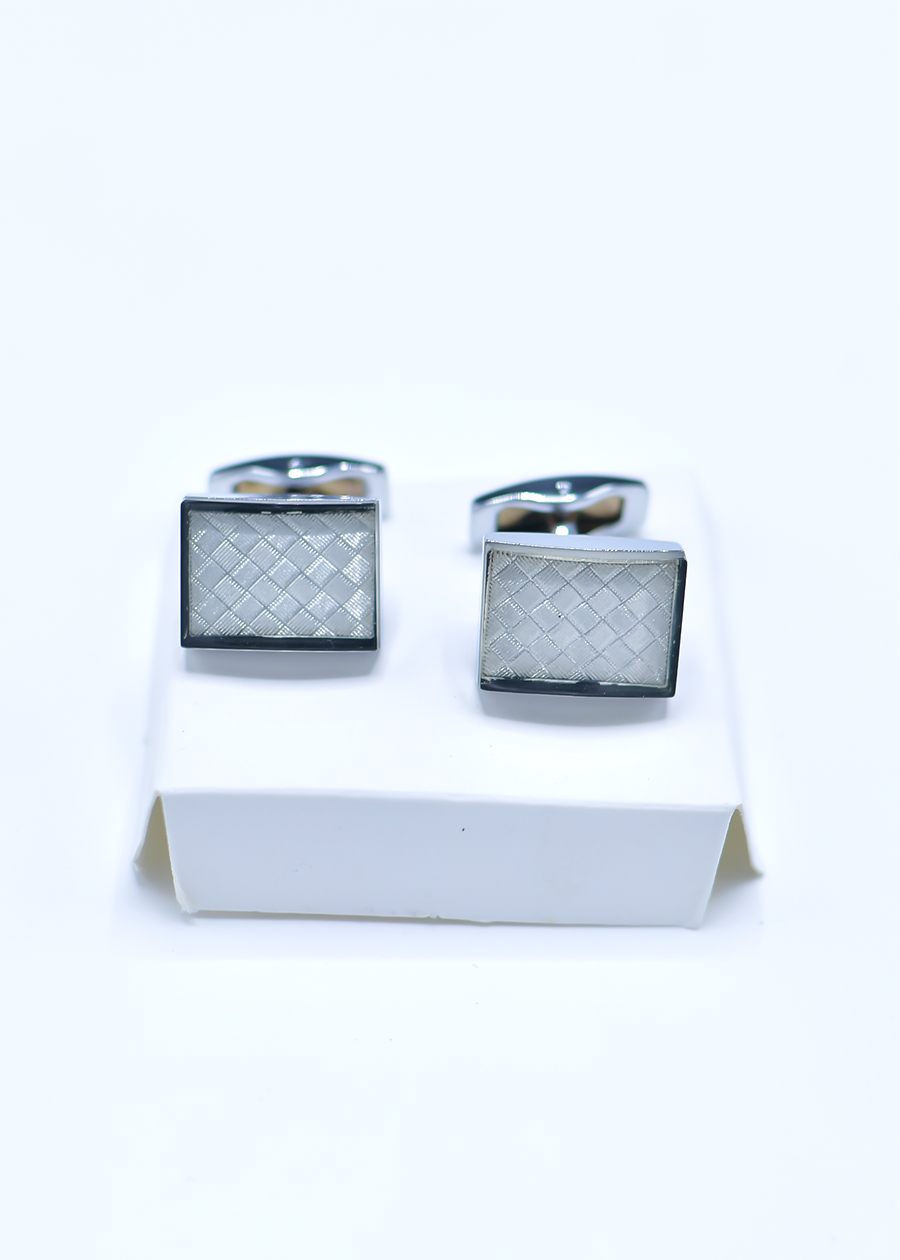 CUFFLINKS-P17