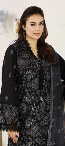 NOOR-E-FAJAR BY RAEESA SAJAL KARANDI KR-131