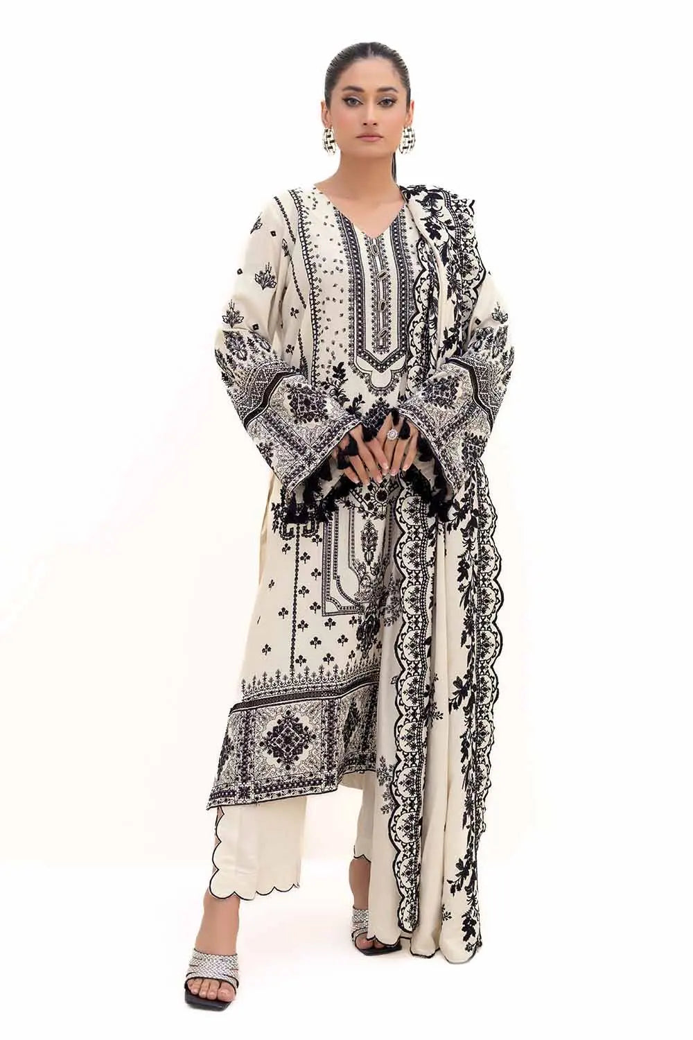 GUL AHEMD -3 Piece Unstitched Embroidered Acrylic Suit with Embroidered Acrylic Dupatta AP-42006
