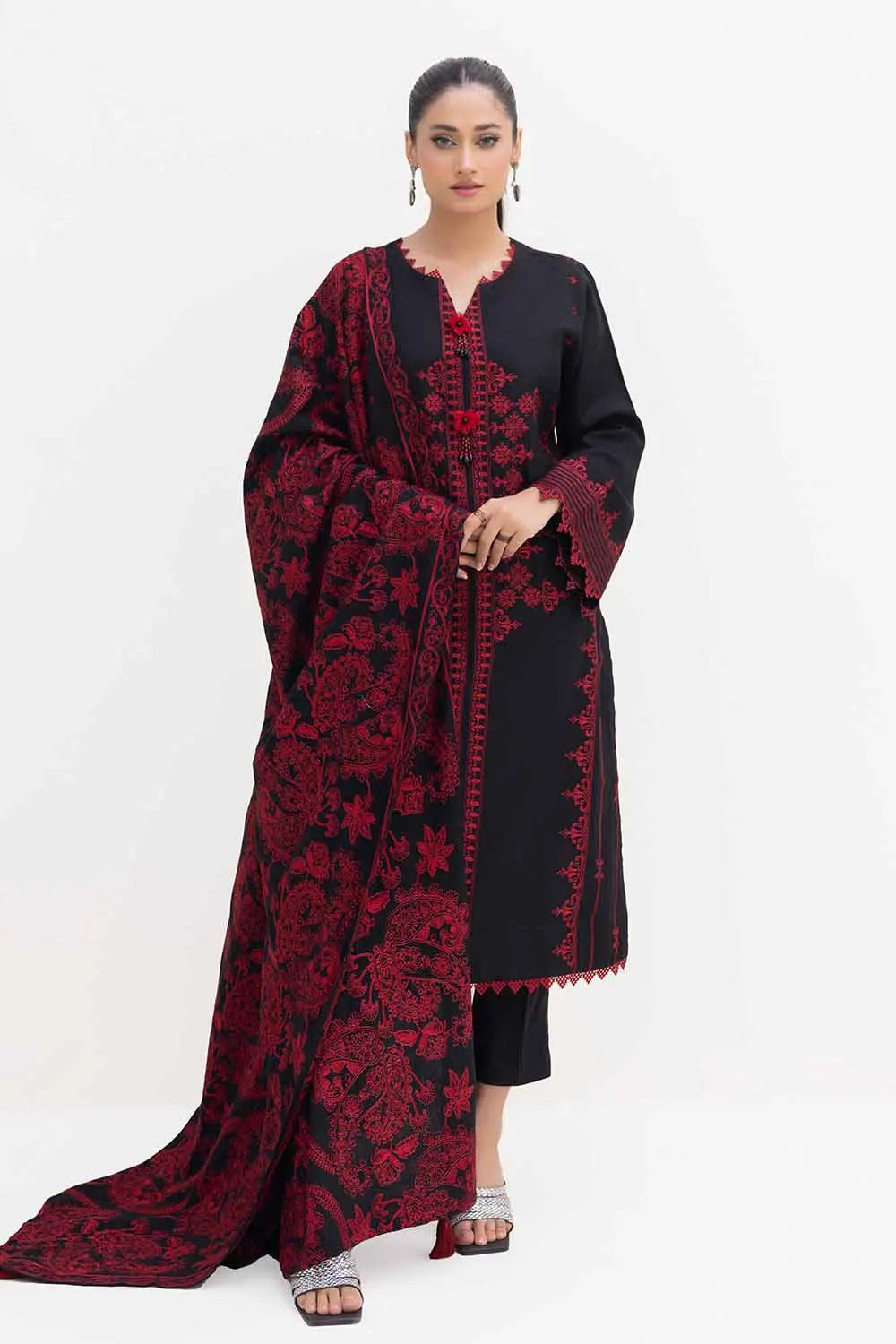 GUL AHMED -3 Piece Unstitched Embroidered Acrylic Suit with Embroidered Acrylic Dupatta AP-42013