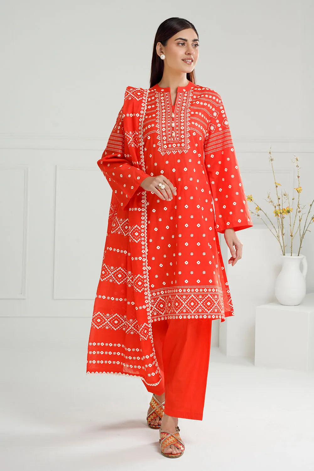 GUL AHMED-3 Piece Unstitched Lacquer Printed Lawn Suit CL-52172 B