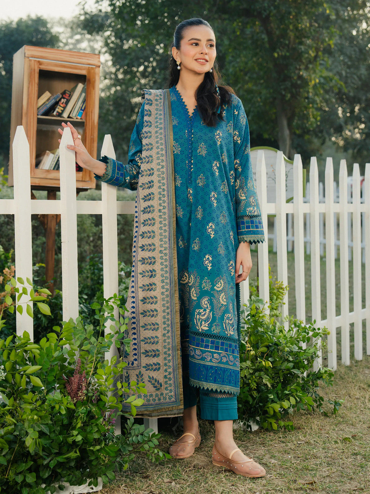 EDENROBE-M1-018-Unstitched Teal Block Print Cambric 3 Piece