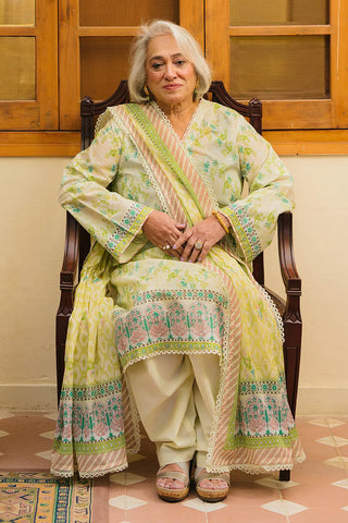 GUL AHMED -3 Piece Unstitched Printed Lawn Suit CL-52126 B