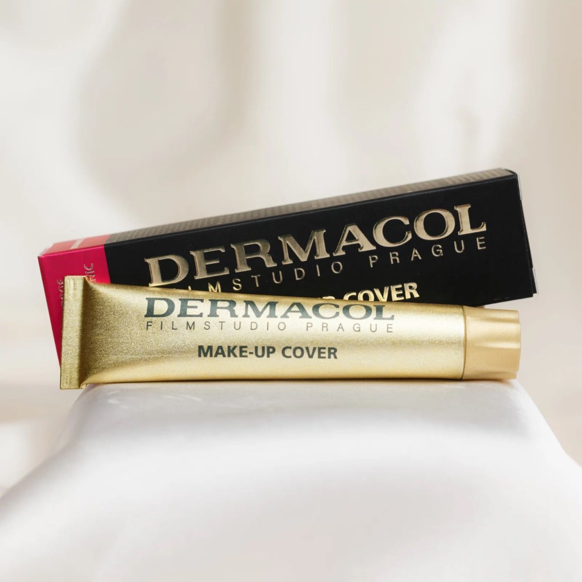 DERMACOL FILMASTUDIO BARRANDDOVE PRAGUE FOUNATION