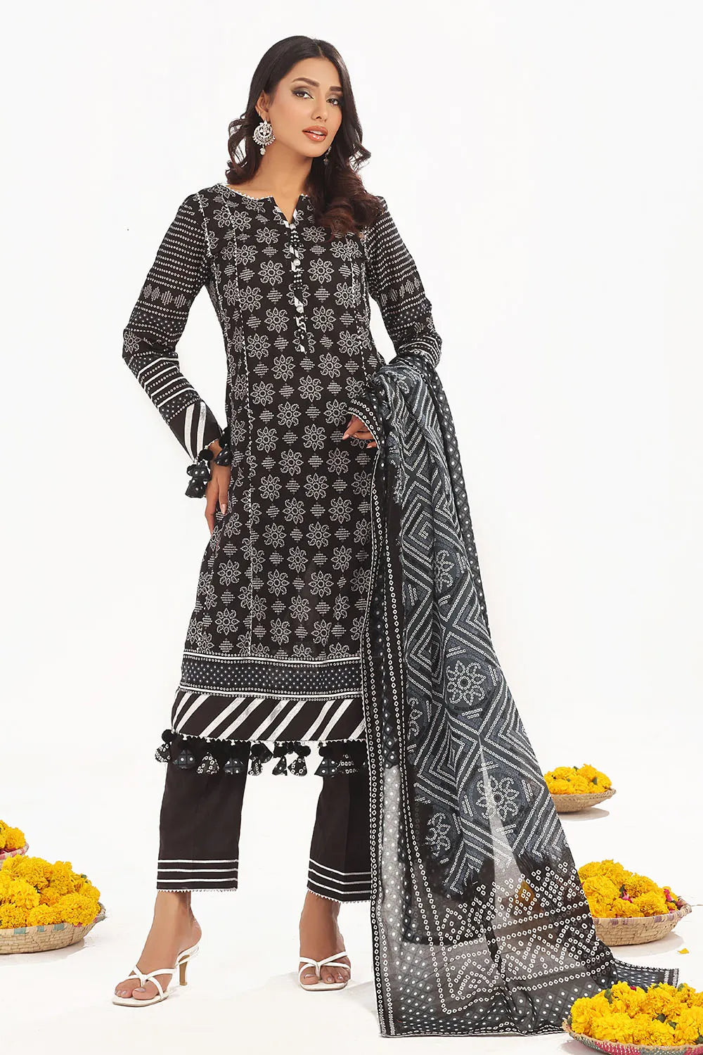GUL AHMED-3 Piece Unstitched Printed Lawn Suit CL-52412 A